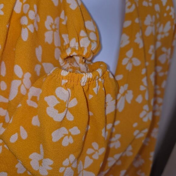 Lane Bryant Classic Long-Sleeve Surplice-Neck Shirred-Waist Crop Blouse Size 20 - Picture 6 of 10